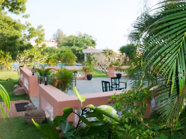 Kailash Beach Resort Pondicherry Exterior photo