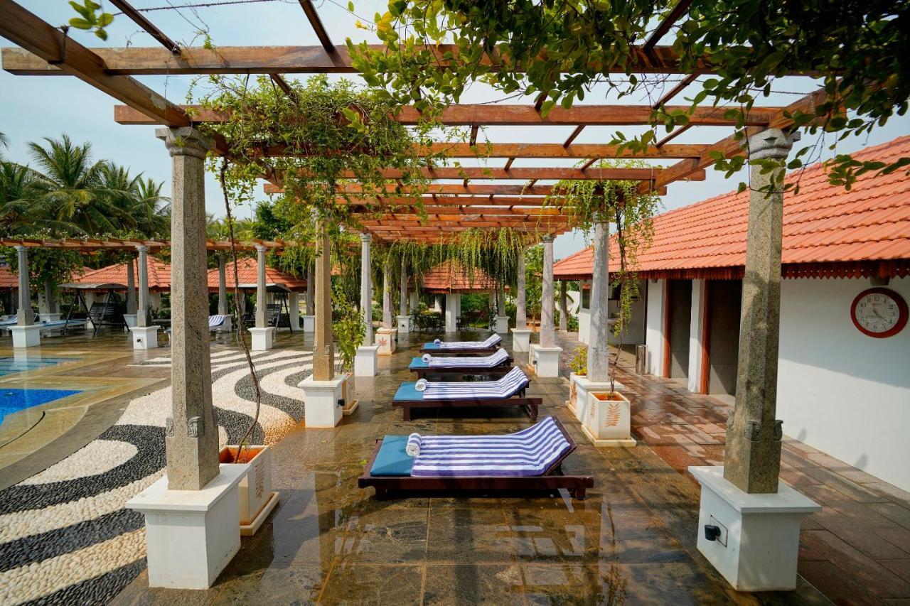 Kailash Beach Resort Pondicherry Exterior photo